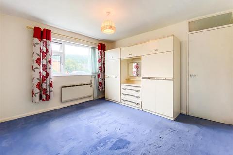 6 Radnor Drive, Knighton, LD7 1HN