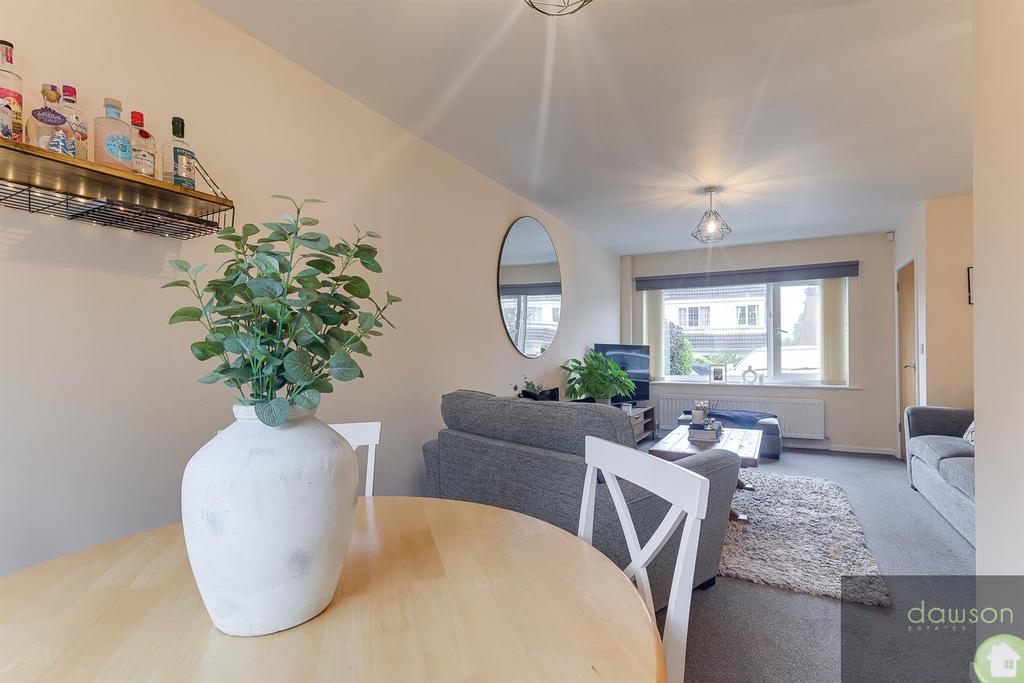 Grasmere Drive, Elland 3 bed semidetached house £250,000
