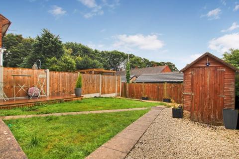 4 Bedford Close, Leeds, LS16 6DS
