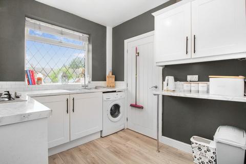 4 Bedford Close, Leeds, LS16 6DS