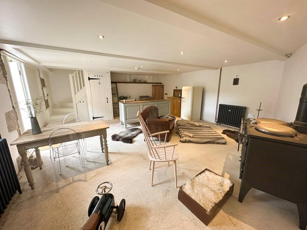 Open plan living/dining kitchen