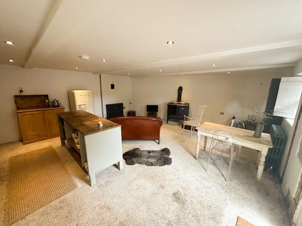 Open plan living/dining kitchen