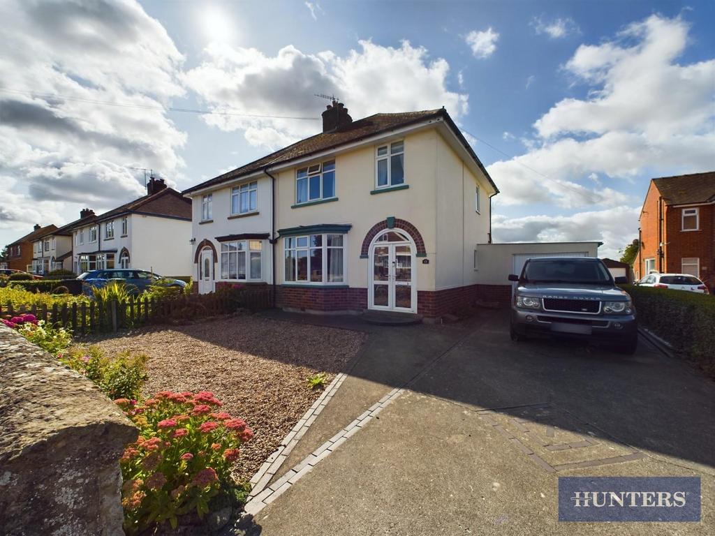 Main Street, Irton, Scarborough, North Yorkshire 3 bed semidetached