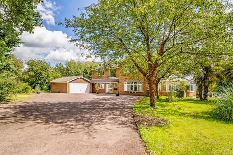5 bedroom detached house for sale, Wigsley Road, North Scarle, Lincoln