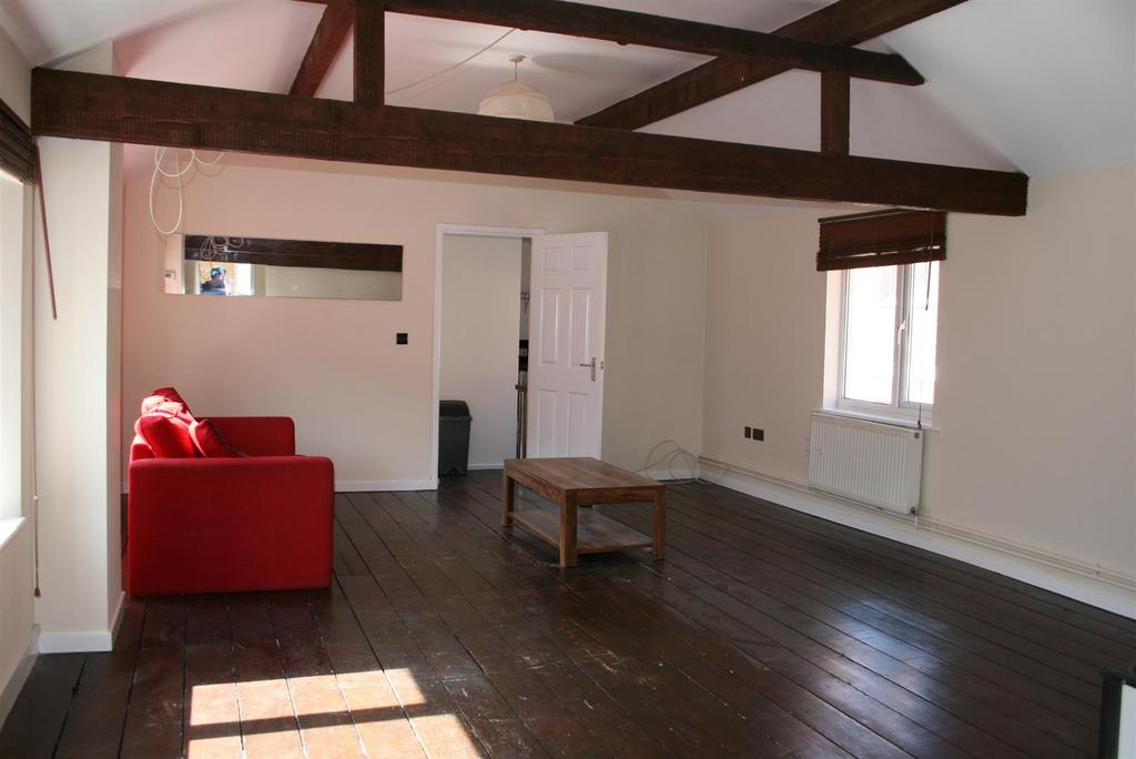 Paddock Lane, Walsall 1 bed apartment £625 pcm (£144 pw)