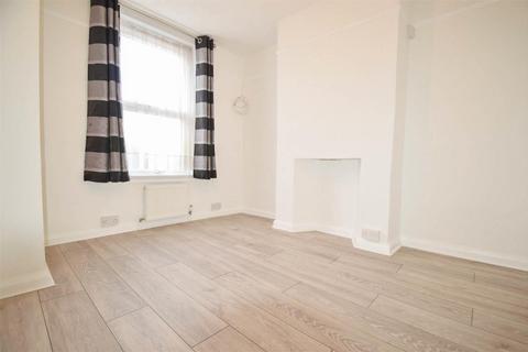 2 bedroom house to rent - Theodore Place, Gillingham
