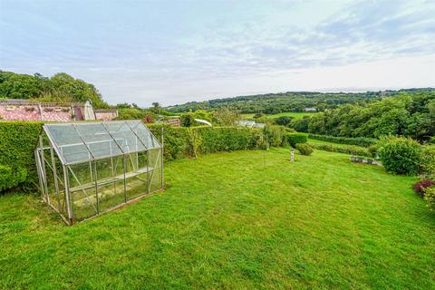 2 bedroom detached bungalow for sale, Friars Hill, Guestling,