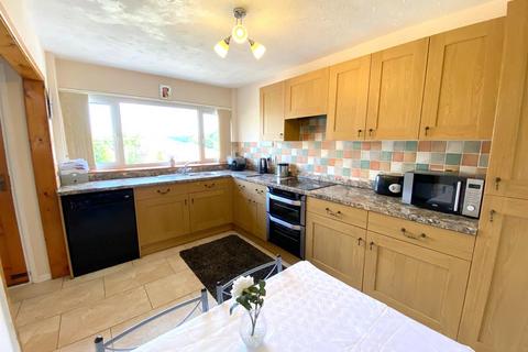 30 Lorien Close, Leek, ST13 8NY