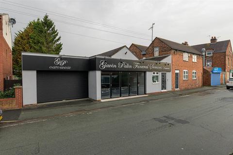 Shop for sale, Davenport Avenue, Nantwich