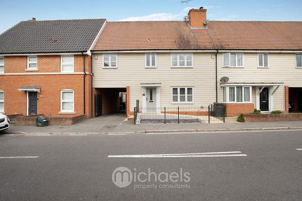 Main Road, Great Leighs, Chelmsford, CM3 4 bed semidetached house for