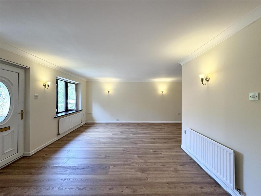 Fledburgh Drive, New Hall, Sutton Coldfield 3 bed semidetached