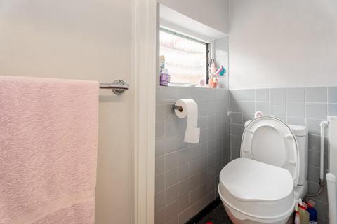28 Rayleigh Road, Wolverhampton, WV3 0AP