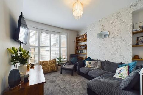 34 Castle Way, Southampton, SO14 2AW
