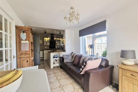 816 Foxhall Road, Ipswich, IP4 5TP