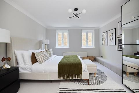 Flat 2, The Chateau, 86 North Street, Carshalton, SM5 2HJ