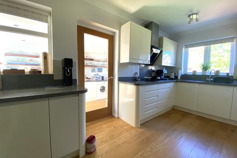 3 bedroom bungalow for sale - Eastergate, Bexhill-on-Sea, TN39