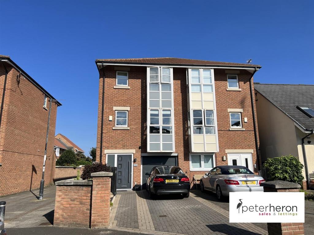 Barbary Drive, North Haven, Sunderland 3 bed townhouse for sale £295,000