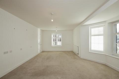 2 bedroom apartment for sale - 59-61 The Broadway, Amersham