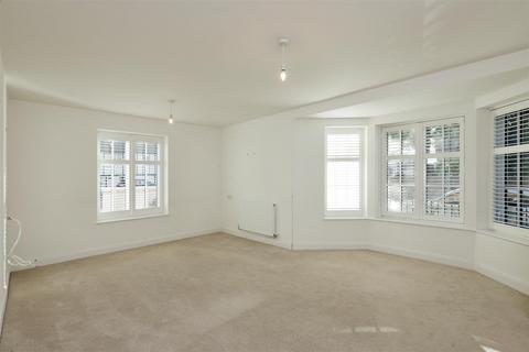 2 bedroom apartment for sale, 59-61 The Broadway, Amersham