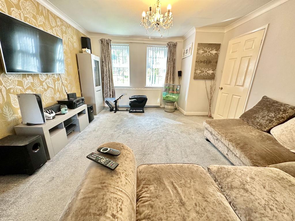 31 Sandygate Grange Drive Sandygate Sheffield S10 5NW 4 bed detached