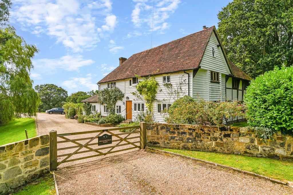 Brightling Road, Brightling, Robertsbridge, East Sussex, TN32 4 bed ...