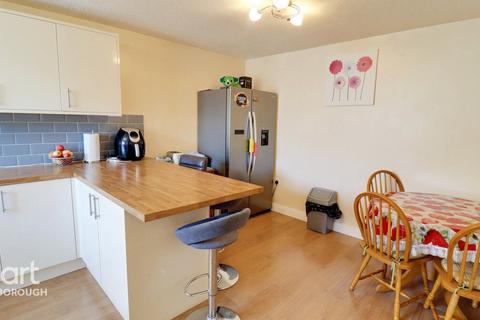 132 Sprignall, Bretton, Peterborough, PE3 9YH
