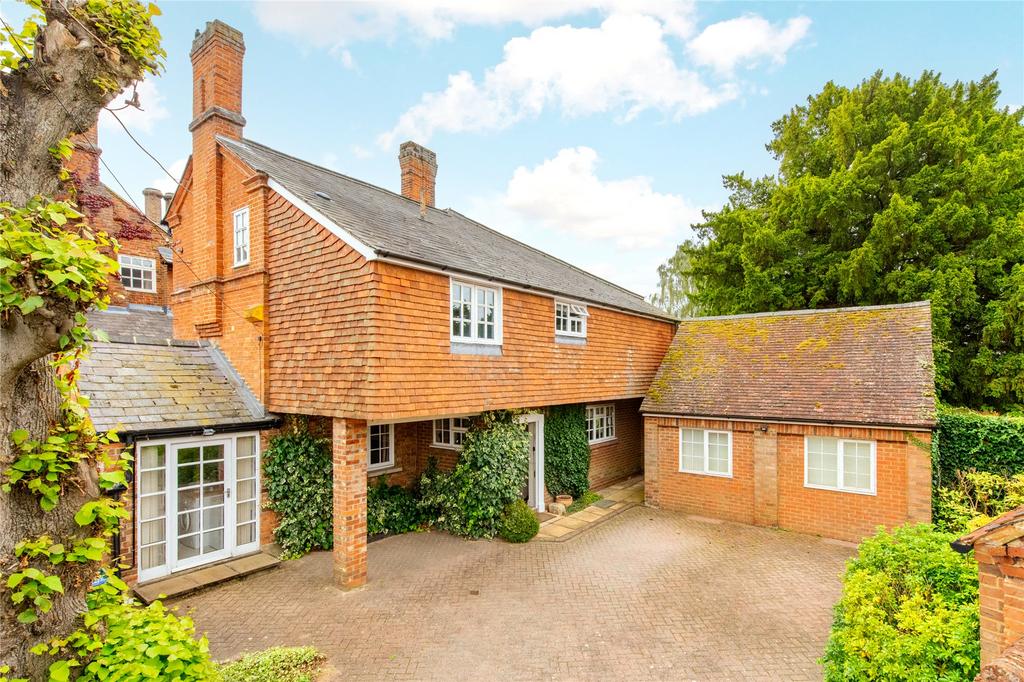Horn Street, Winslow, Buckinghamshire, MK18 5 bed semidetached house