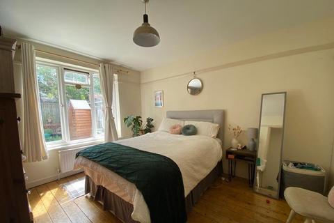 undefined, Kingston Upon Thames,  Surrey,  KT1