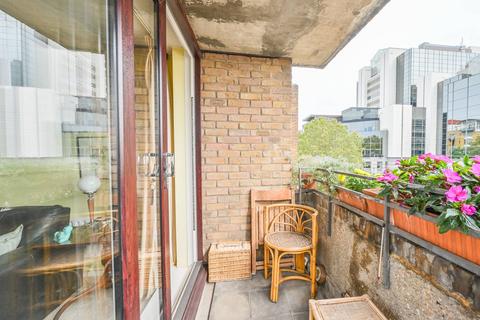 1 bedroom flat for sale, Nightingale house, St Katharine Docks, London, E1W