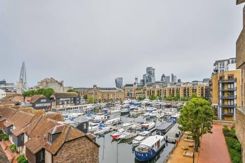 1 bedroom flat for sale, Nightingale house, St Katharine Docks, London, E1W