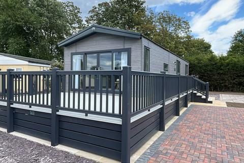 2 bedroom lodge for sale, Willows Residential Park, Maltby le Marsh, LN13
