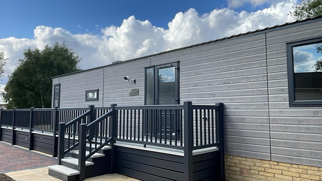 Willows Residential Park, Maltby le... 2 bed lodge for sale £145,000
