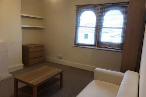 1 bedroom flat to rent - South View Court, Belvedere Road, Upper Norwood, SE19