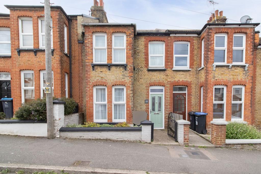 Fitzroy Avenue, Margate, CT9 2 bed terraced house for sale £270,000