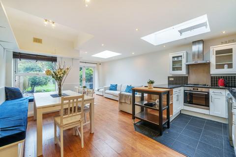 Flat 1, 25 Eardley Road, London, SW16 6DA