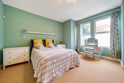 Flat 1, 25 Eardley Road, London, SW16 6DA