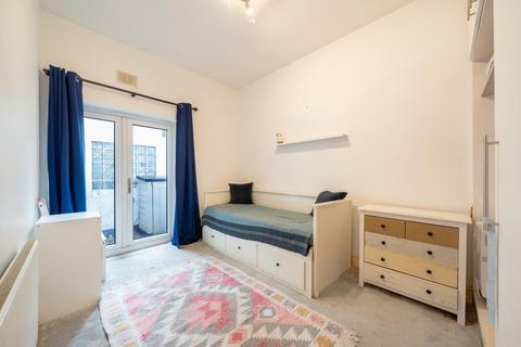 Flat 1, 25 Eardley Road, London, SW16 6DA