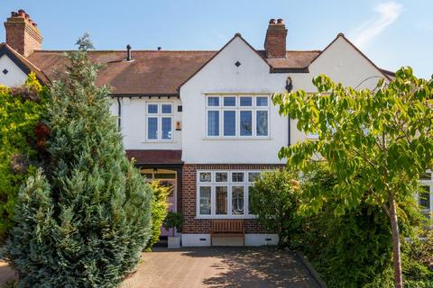 4 Cherry Tree Walk, Beckenham, BR3 3PG