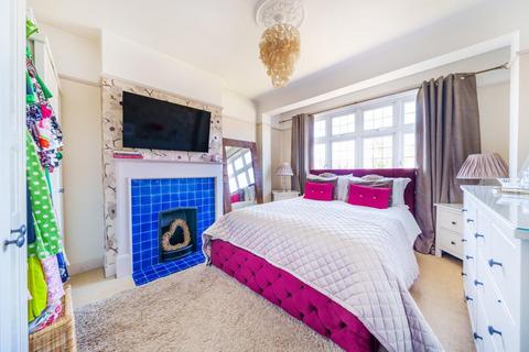 4 Cherry Tree Walk, Beckenham, BR3 3PG