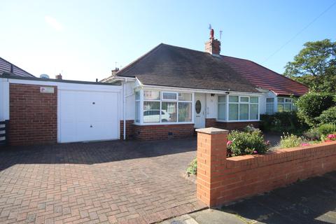 2 bedroom semi-detached bungalow for sale - Brantwood Avenue, Monkseaton, Whitley Bay, NE25 8LY