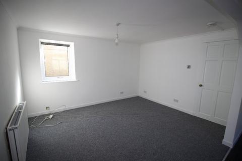 2 bedroom flat to rent, High Street, Montrose DD10