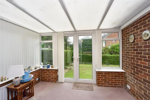 2 bedroom semi-detached bungalow for sale - Roberts Road, Snodland, Kent
