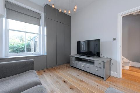 2 bedroom terraced house to rent, Glengall Road, London, NW6