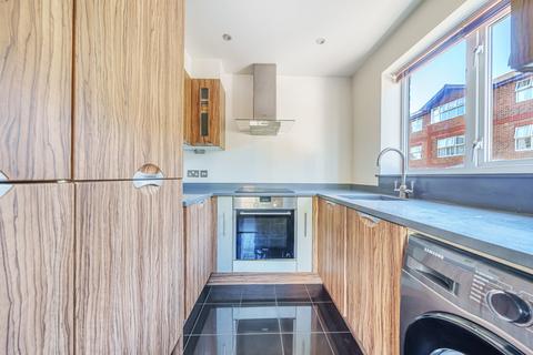 2 Jemmett Close, Kingston Upon Thames, KT2 7AJ