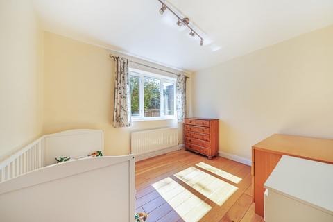 2 Jemmett Close, Kingston Upon Thames, KT2 7AJ