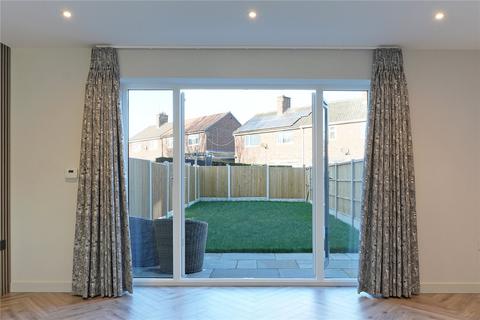 4 bedroom semi-detached house for sale, Howarth Gardens, Brinsworth, Rotherham, South Yorkshire, S60