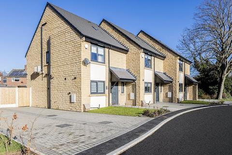 4 bedroom terraced house for sale, Howarth Gardens, Brinsworth, Rotherham, South Yorkshire, S60