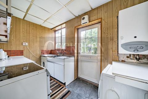 37 Keedonwood Road, Bromley, BR1 4QJ