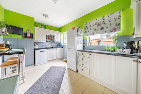 2 bedroom detached bungalow for sale, Twyford,  Oxfordshire,  OX17