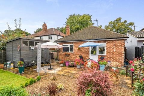 2 bedroom detached bungalow for sale, Twyford,  Oxfordshire,  OX17